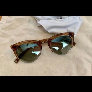 Warby Parker “Hattie”